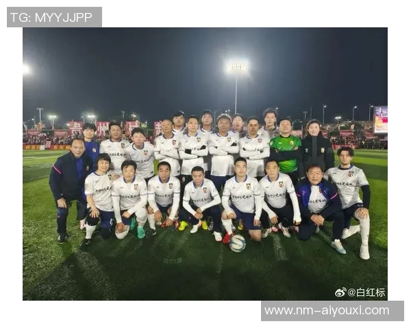 孩子们扮演足球明星的快乐时光与梦想之旅